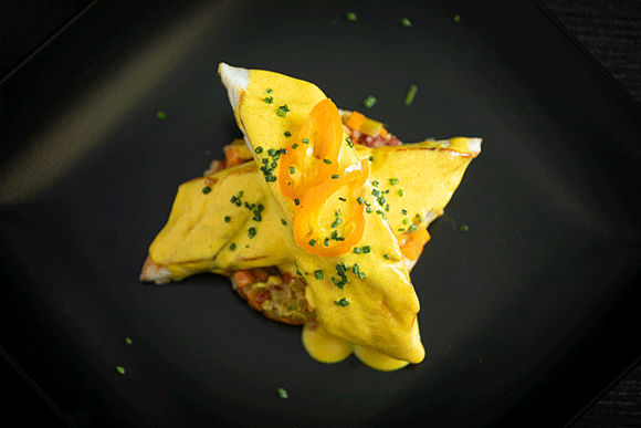 COCINA EN CASA 19. CORVINA CON SALSA DE AJÍ AMARILLO
