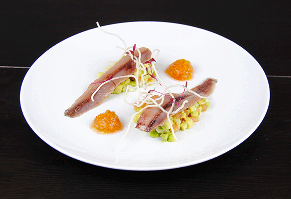 COCINA EN CASA 09: SARDINAS AHUMADAS CON TARTAR DE AGUACATE
